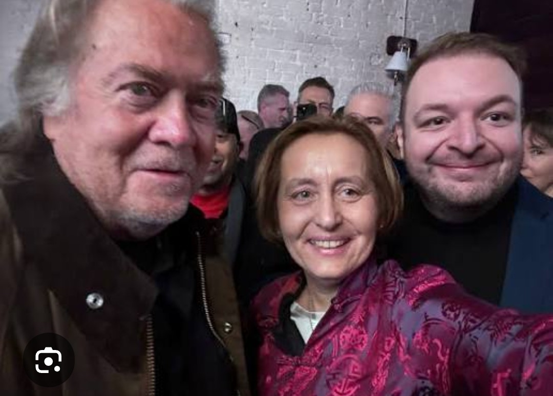 BurgerleinWatch's tweet photo. Brauchte es erst die #EpsteinFiles um zu erkennen, dass die gesichert rechtsextreme AfD lügt?

Auch deshalb:
#AfDVerbotjetzt https://t.co/nNlS7mONZO