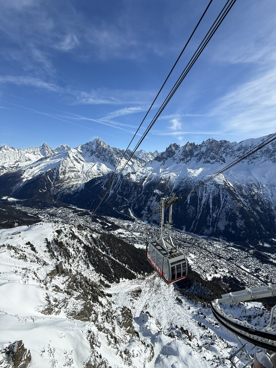 MONTBLANC_NR's tweet image. Brévent ❤️
📍CHAMONIX

#chamonix #brevent #hautesavoie