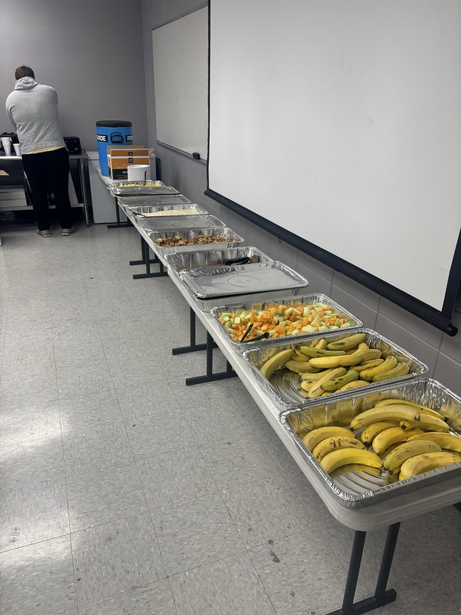 CoachBrentDearmon tweet media