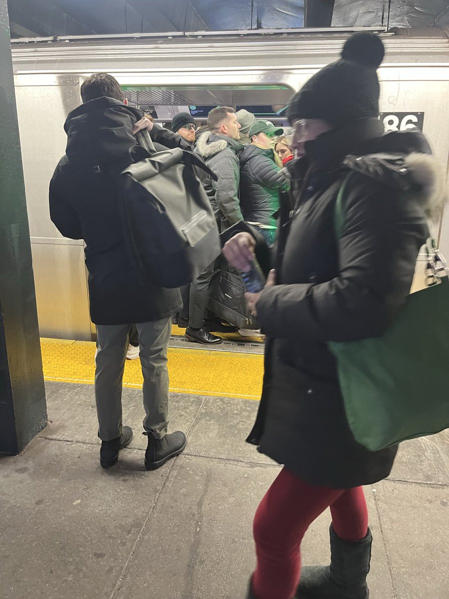 StephenOfCrypto's tweet photo. @MTANewsroom @MTA G train every morning @MTA can’t even get on the first train the comes to my stop and a lot of times not even the second train. Longer wait times for trains. The G line is actually getting worse with trains that are too SHORT https://t.co/DAl1LOXHnN