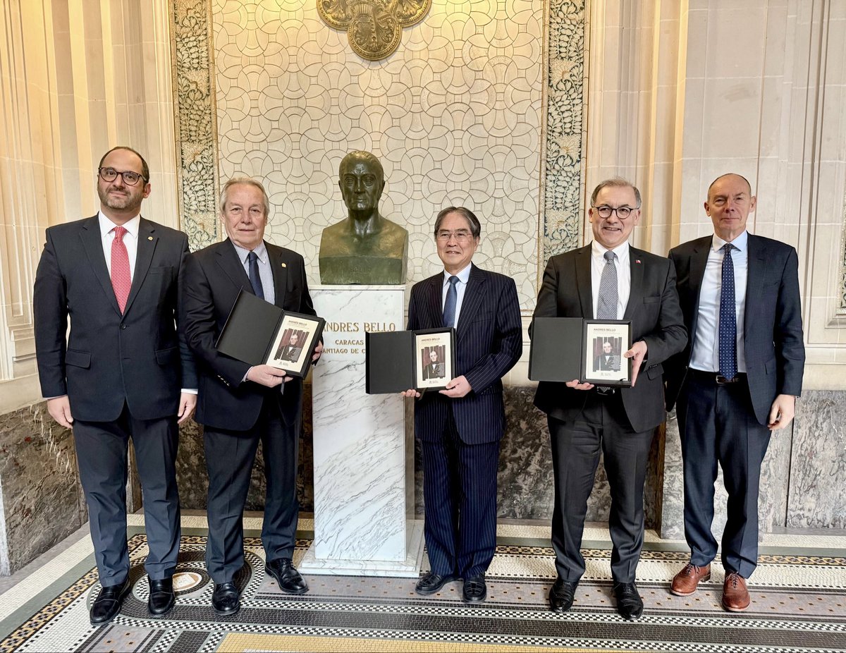 EmbChile Países Bajos tweet media