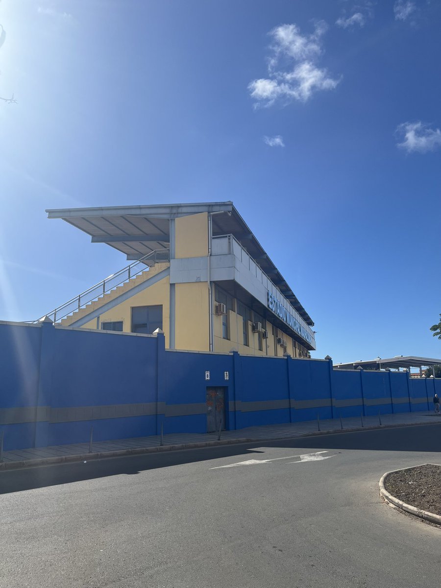 dazwolf88's tweet photo. In better condition than the Steve Bull stand #wwfc https://t.co/gPTDLPFNFM