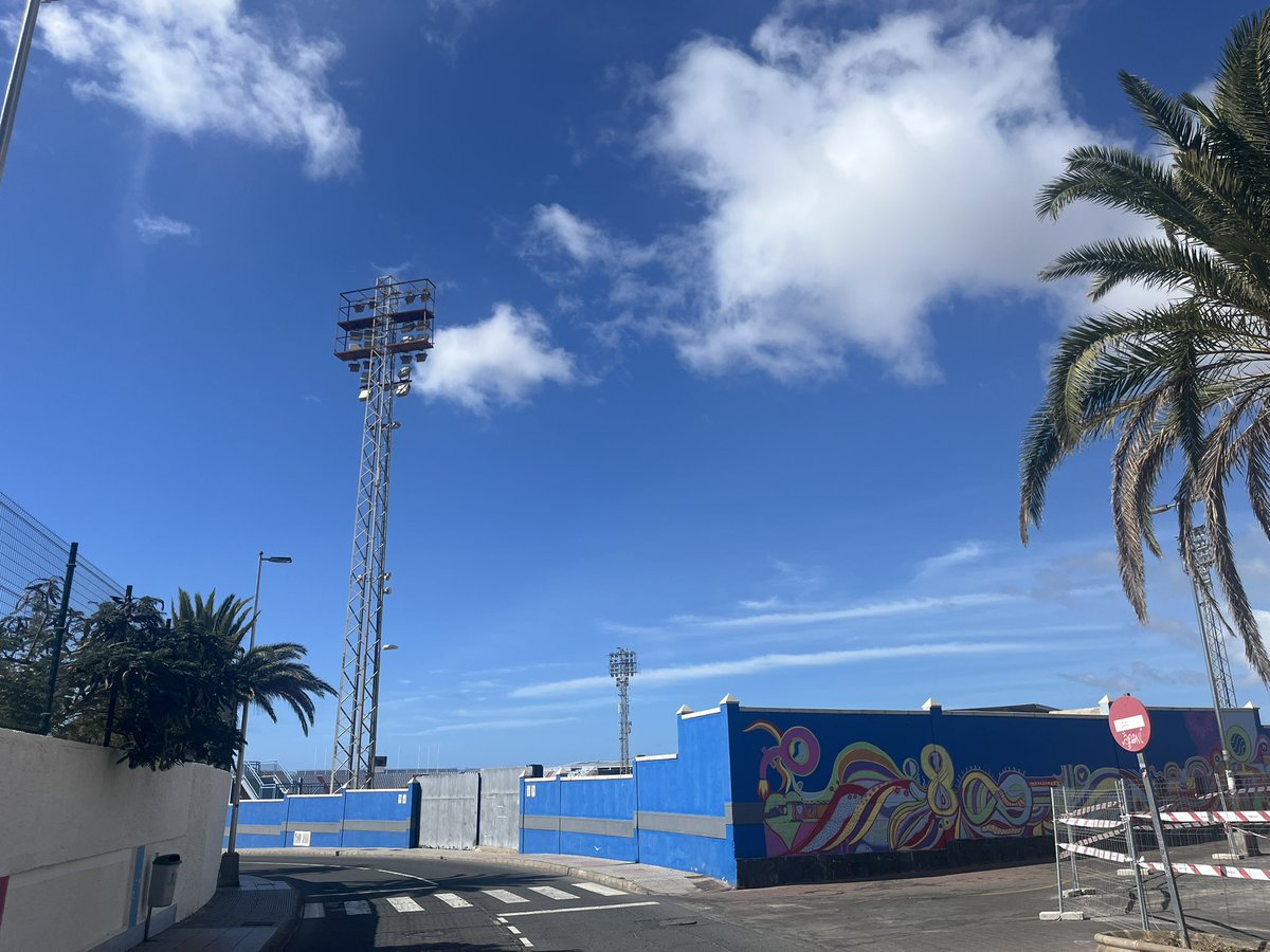 dazwolf88's tweet photo. In better condition than the Steve Bull stand #wwfc https://t.co/gPTDLPFNFM
