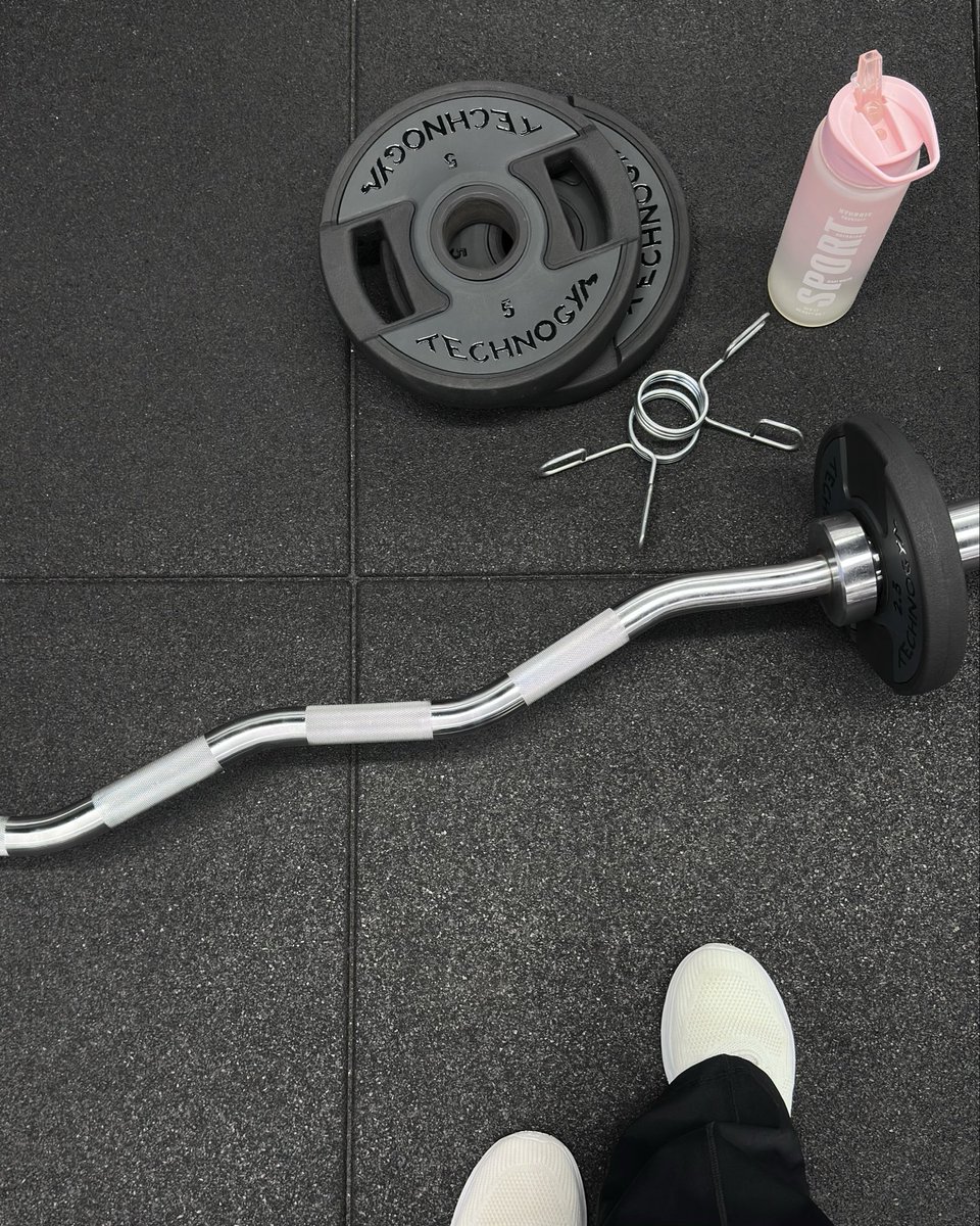 🐚 (@xv11999) on Twitter photo 