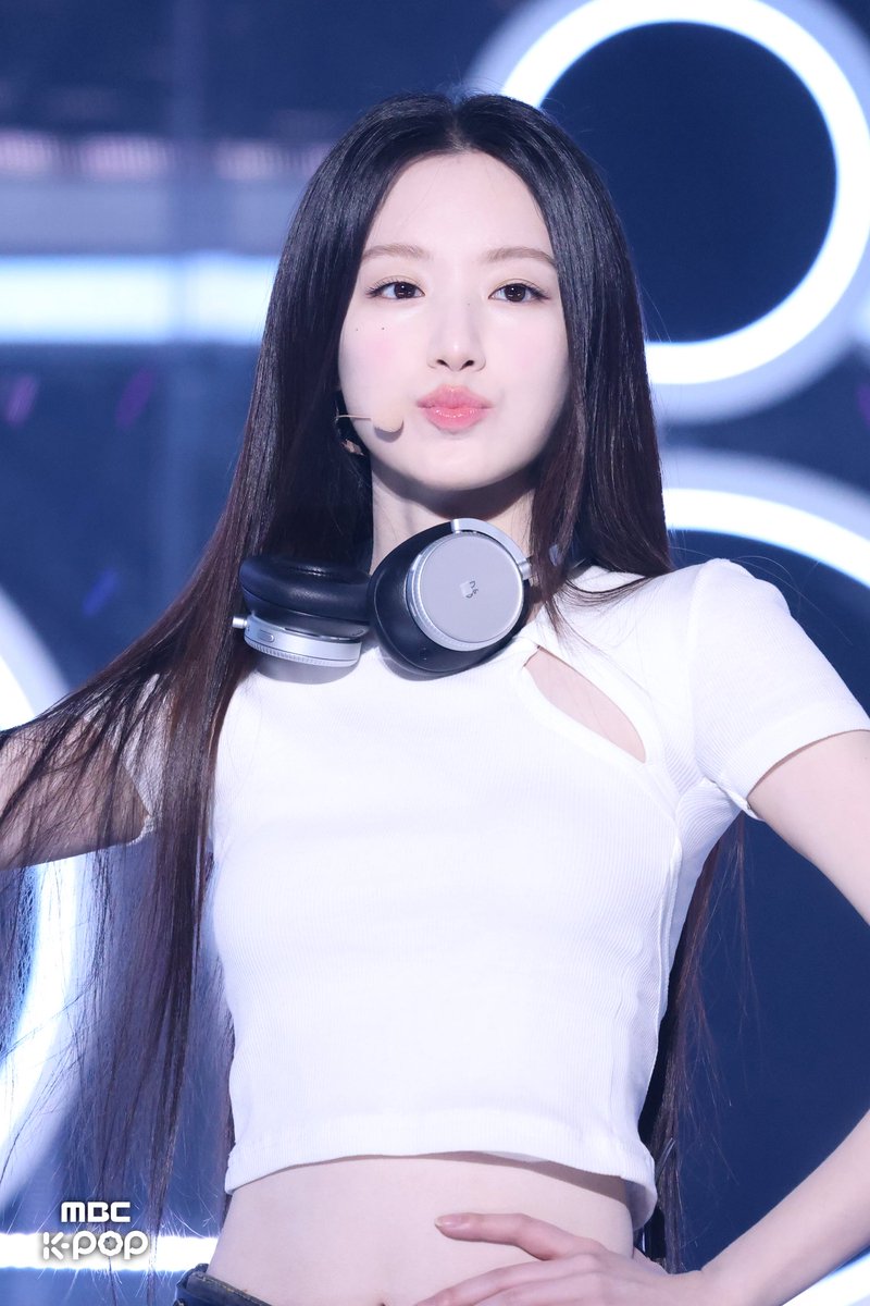 260203 i-dle SHUHUA 