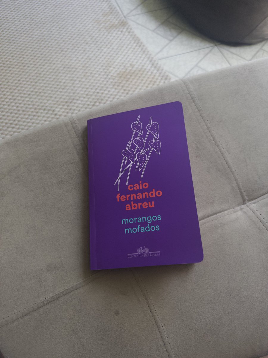 lucasbarrosd_'s tweet photo. peguei pra ler e literalmente mudou minha vida na página 30......... https://t.co/aw7ynrIGFV