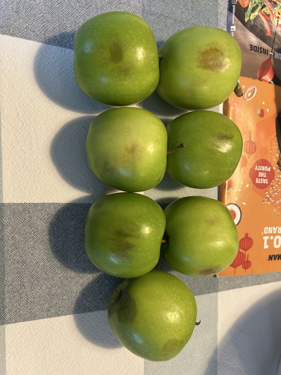 Dot Kronda tweet media