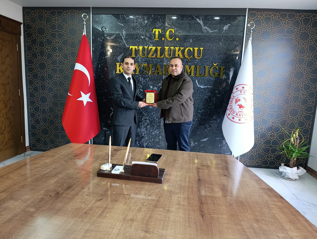 İlçemizde görev yaptığı süre boyunca kamu düzeni ve güvenliğinin sağlanmasında katkılar sunan İlçe Jandarma Komutanımıza, tayini dolayısıyla kurum amirlerimizle birlikte veda ettik. İlçemizdeki hizmetleri için kendisine teşekkür ediyor; yeni görev yerinde başarılar diliyoruz.