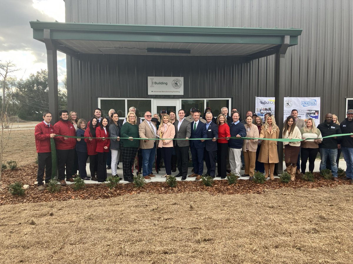 Last week, Deputy Secretary of Economic Development and Chief Manufacturing Officer Jason Mahon attended the ribbon cutting for Big Bend Technical College’s new advanced manufacturing facility in Taylor County. This facility represents a new step forward in workforce education,