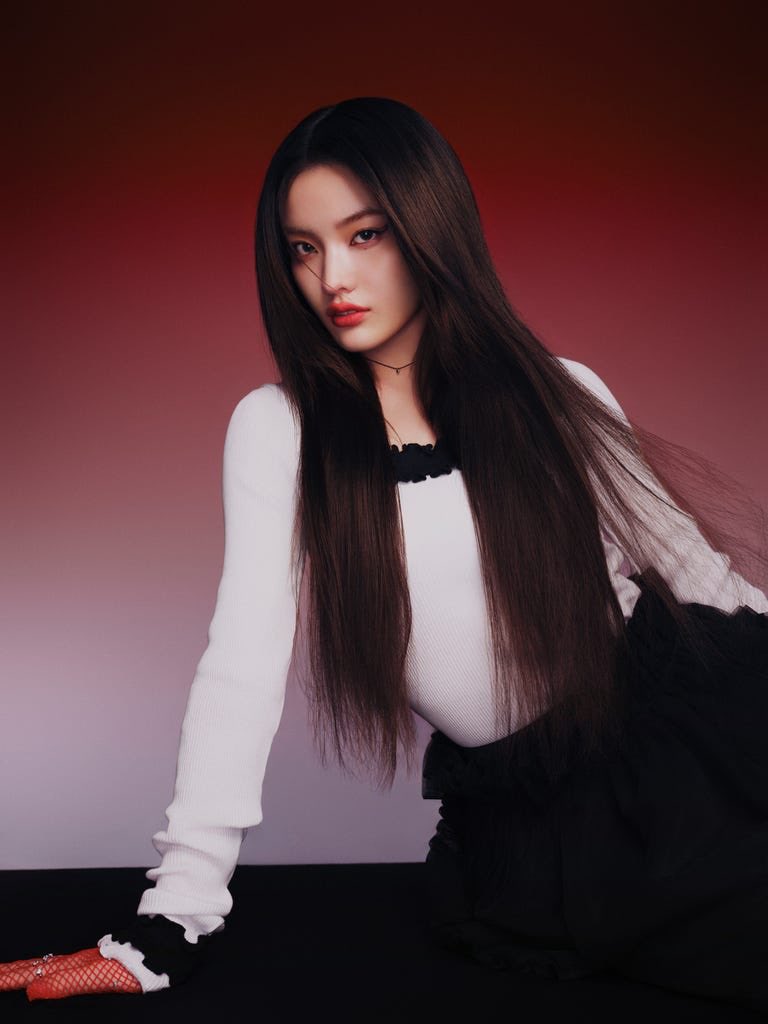 TheePopCore's tweet photo. Happy 18th Birthday to the talented, gifted stage genius, visual, pretty, lovely princess, kind, exceptional performer, dance angel, sweet and humble maknae fairy — IROHA of ILLIT. https://t.co/9vjyXbpeX2