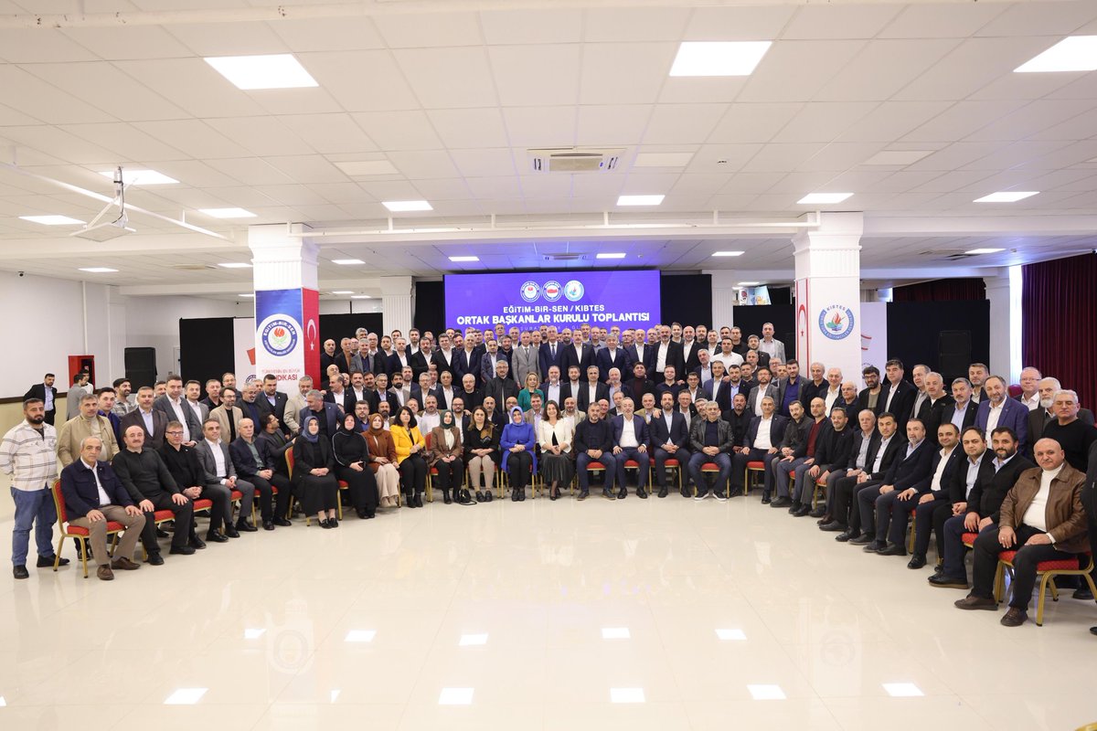 EĞİTİM-BİR-SEN-KIBTES ORTAK BAŞKANLAR KURULU KKTC’DE TOPLANDI

Eğitim-Bir-Sen ve KIBTES Ortak Başkanlar Kurulumuz KKTC Girne’de başladı. 

Genel Başkanımız Ali Yalçın, şube başkanlarımız, Kıbrıs Türk Eğitimciler Sendikası (KIBTES) Genel Başkanı Himmet Turgut, yönetim kurulu,