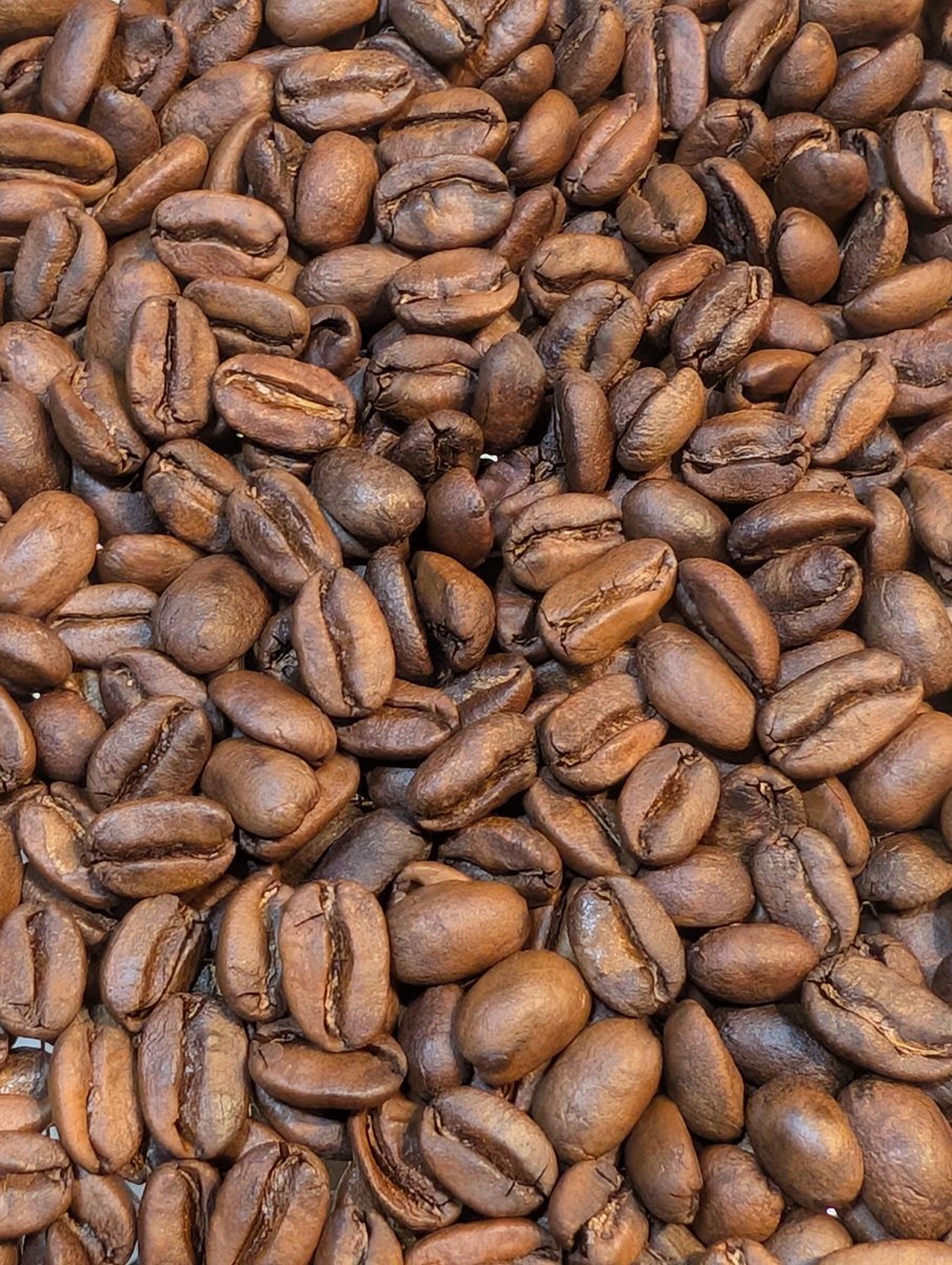 Panama Cuatro Caminos Geisha Natural
8:20 1ハゼ開始
10:00 終了

最近は浅すぎない中浅煎りくらいを目指していて、前回よりも長く火を入れた。
味はどうか