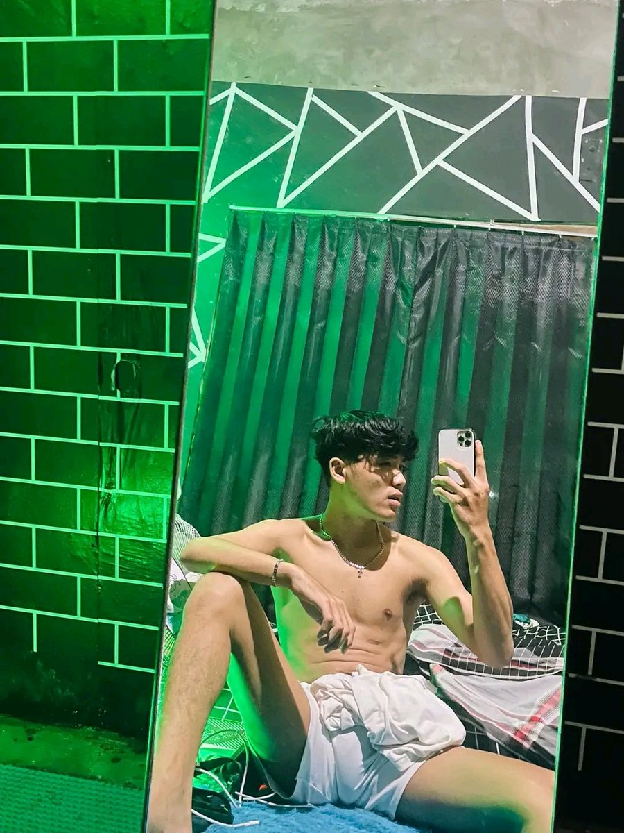 Reza tweet media