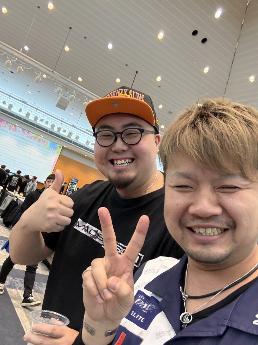 Nagoya Ryuko a.k.aサー・ベル男 tweet media