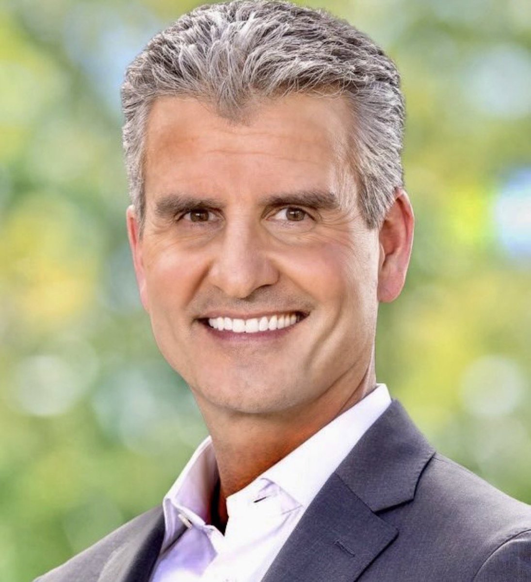 Welcome, Josh D’Amaro, CEO of The Walt Disney Company as of 18 March 2026 

$Dis #disney #DisneyCEO