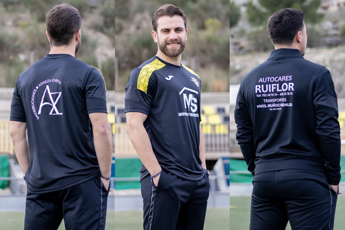Ya contamos con la nueva ropa de esta temporada. 🔝

¡Gracias a todos los colaboradores! 🙌🏼

‼️ Pronto más información sobre la venta del polo y chándal.