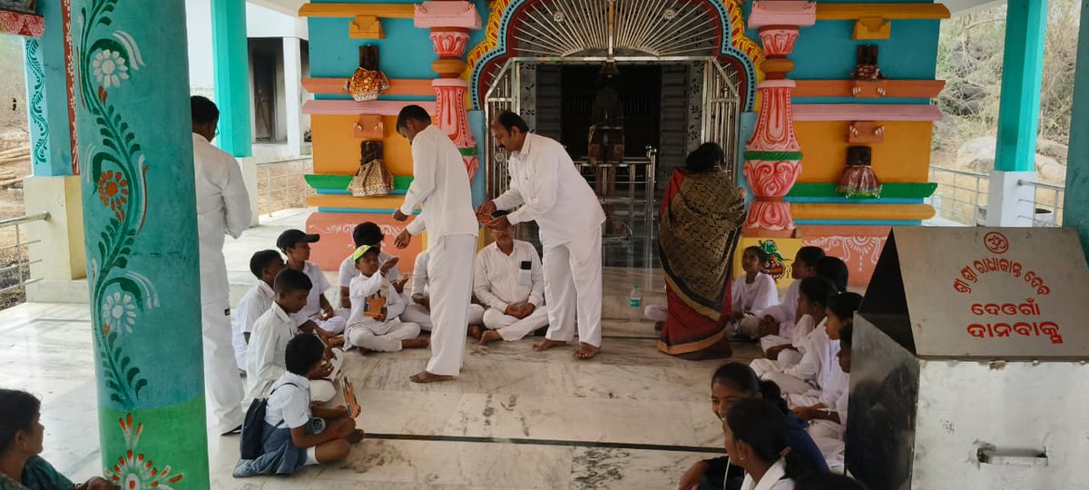 sathyasaiodisha's tweet photo. Loving Sairam..
With the Blessings of Swami, Banpur Samithi of Khordha district organized a spiritual tour program on 01.02.2026 for all the students of "Guru Nanak" Bala Vikas center located in Banpur Samithi of Khordha District.
#spiritualpicnic
#Balvikash
#Khordha
-Media Team https://t.co/o33jEBrgg1