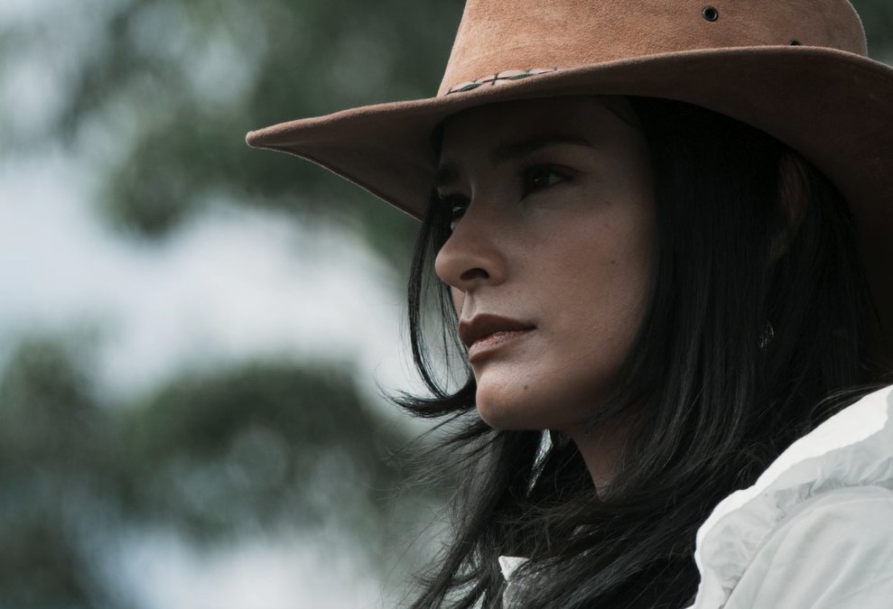 PasdeGavilanes's tweet photo. #PasiónDeGavilanes2 #PDG20 Jimena continúa intrigada por saber del niño que vive en la casa del molino. https://t.co/VDhSihUIHt