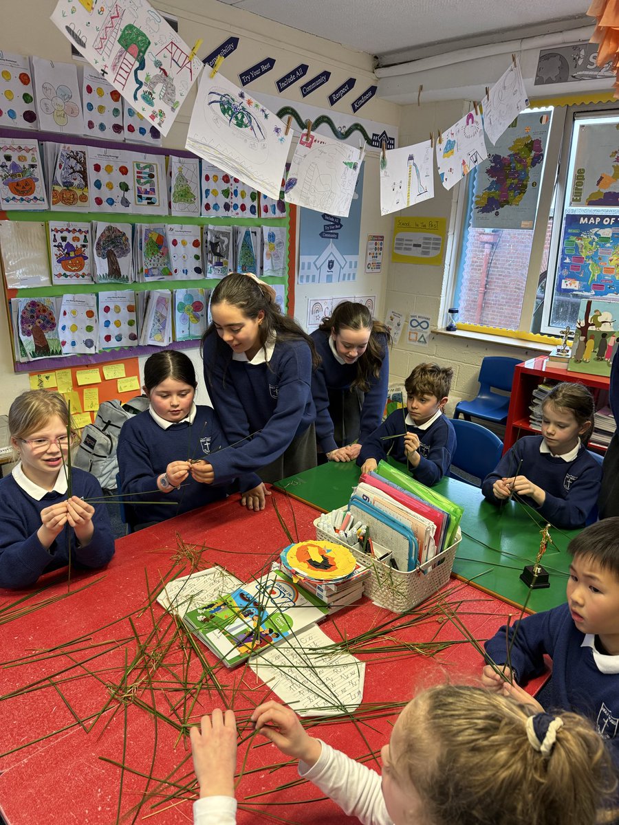 Holy Cross School tweet media