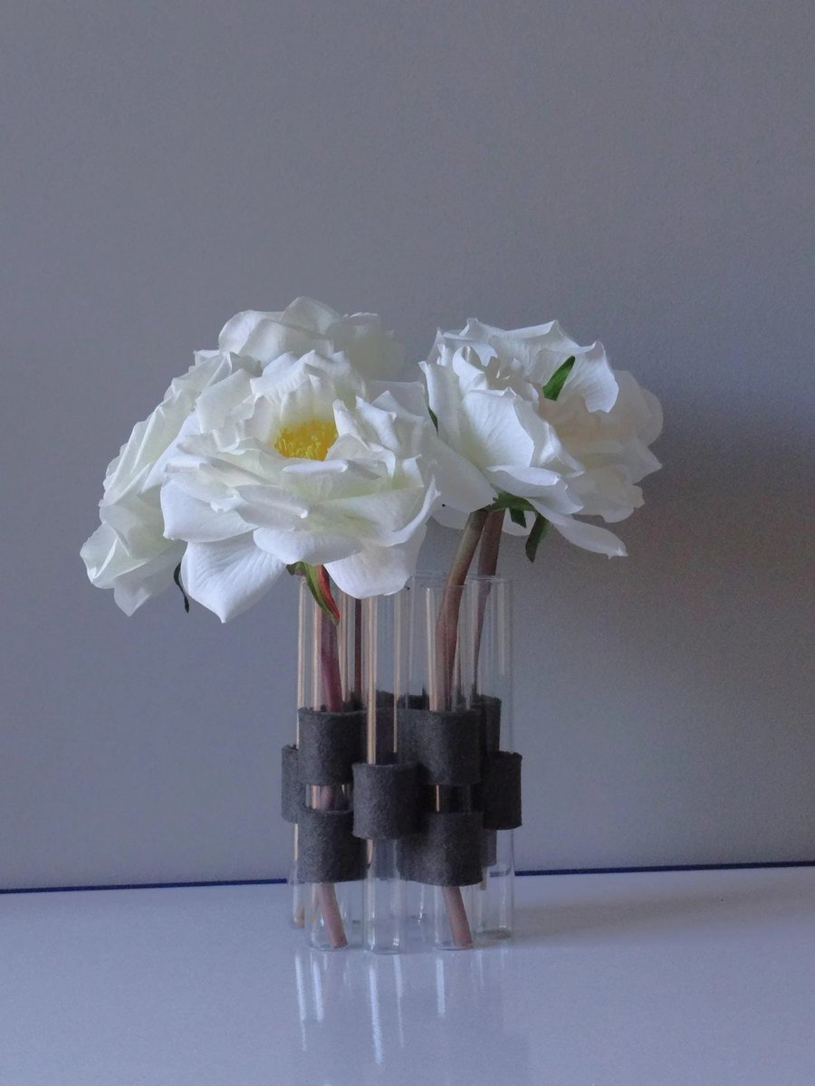 elementsdeco's tweet image. Vintage Test Tube Vase | Bud Vase with 8 Glass Tubes | Single Stem Flower Holder | Boho Home Decor #design #vase #flowers #Decoration 

 authenticbyclaire.etsy.com/listing/186982…