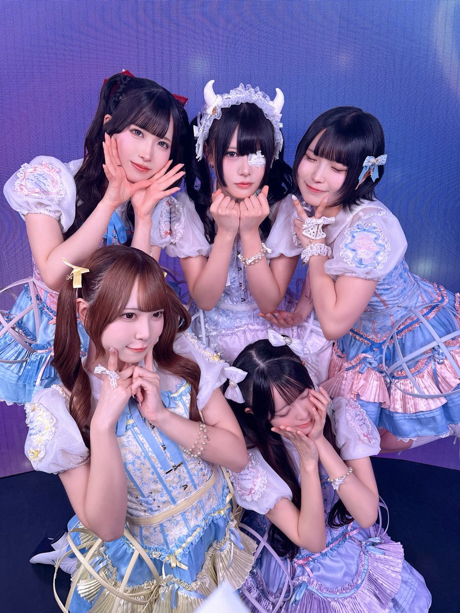 chum_toto's tweet photo. 🍒プレゼントキャンペーン🍒
#ChumToto 2MAN LIVE #ごあいちゃむツアー 開催記念🎹

CURE’T(@CURET_Official)さん×ChumToto(@chum_toto)
2組の集合チェキを
抽選で 3名様にプレゼント！🩰♪

① 各グループの公式アカウントをフォロー
② この投稿をRP（リポスト）

🕰️応募期限：公演日1週間後23:59
💌当選者様にはDMでご連絡いたします。
#チャムトト