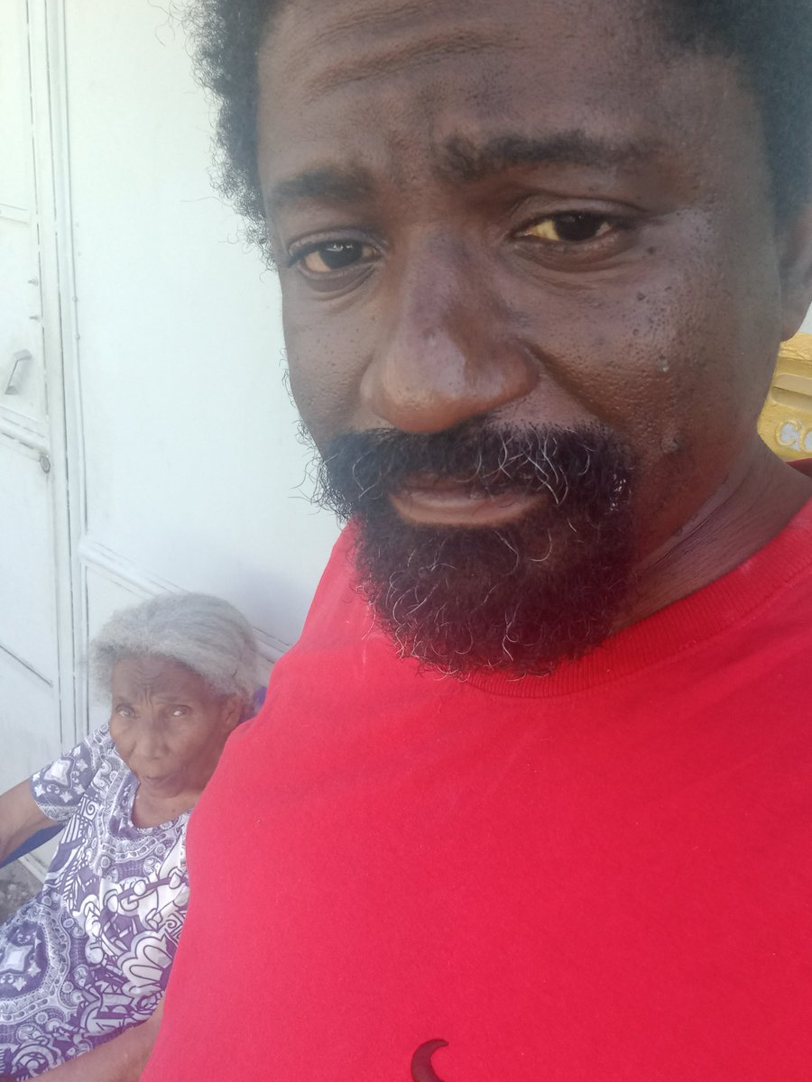 jacare_juca's tweet image. Salve pessoal , devo voltar a fazer projetos novos ainda esse mês, quem puder apoiar o artista deixo pix jucajacaretatindal@gmail.com , vc vai tá apoiando um artista  a continuar correndo atrás dos sonhos e dar uma vida melhor pra minha querida avó que tá sempre comigo