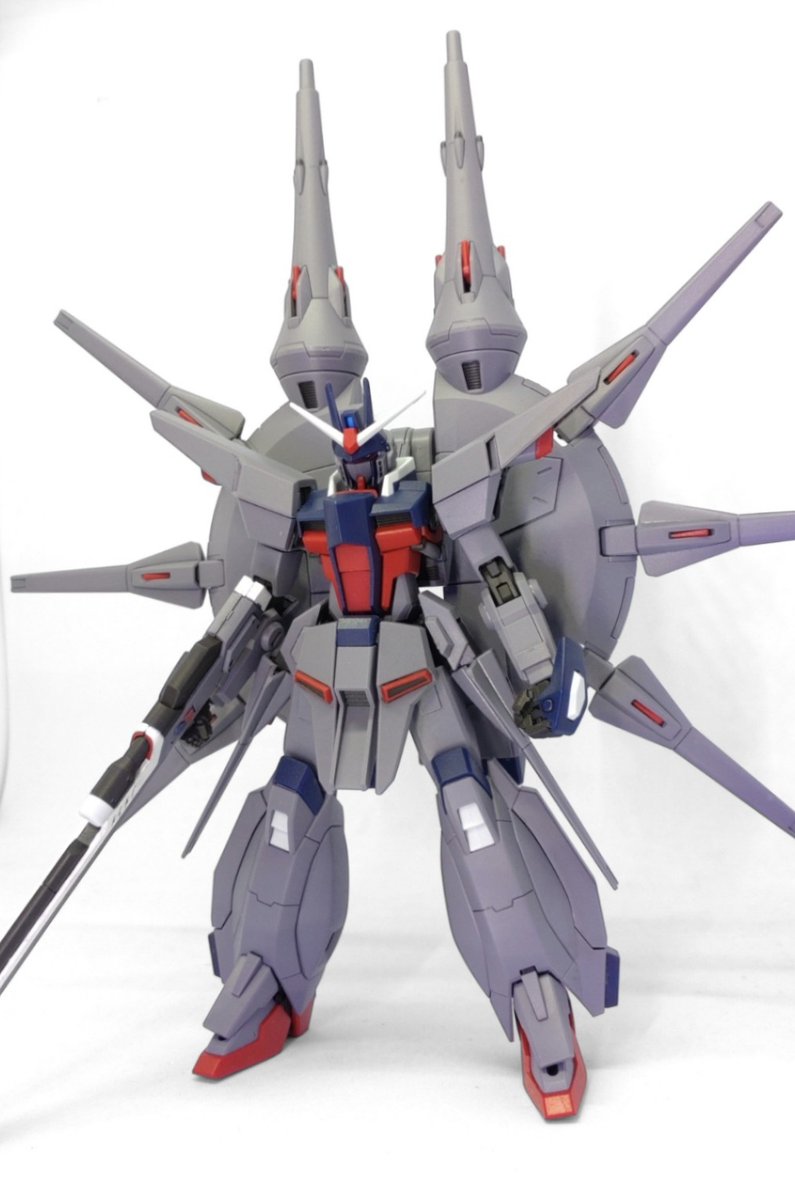 HGCEレジェンドガンダム、完成しました✨ 部分塗装仕上げになります