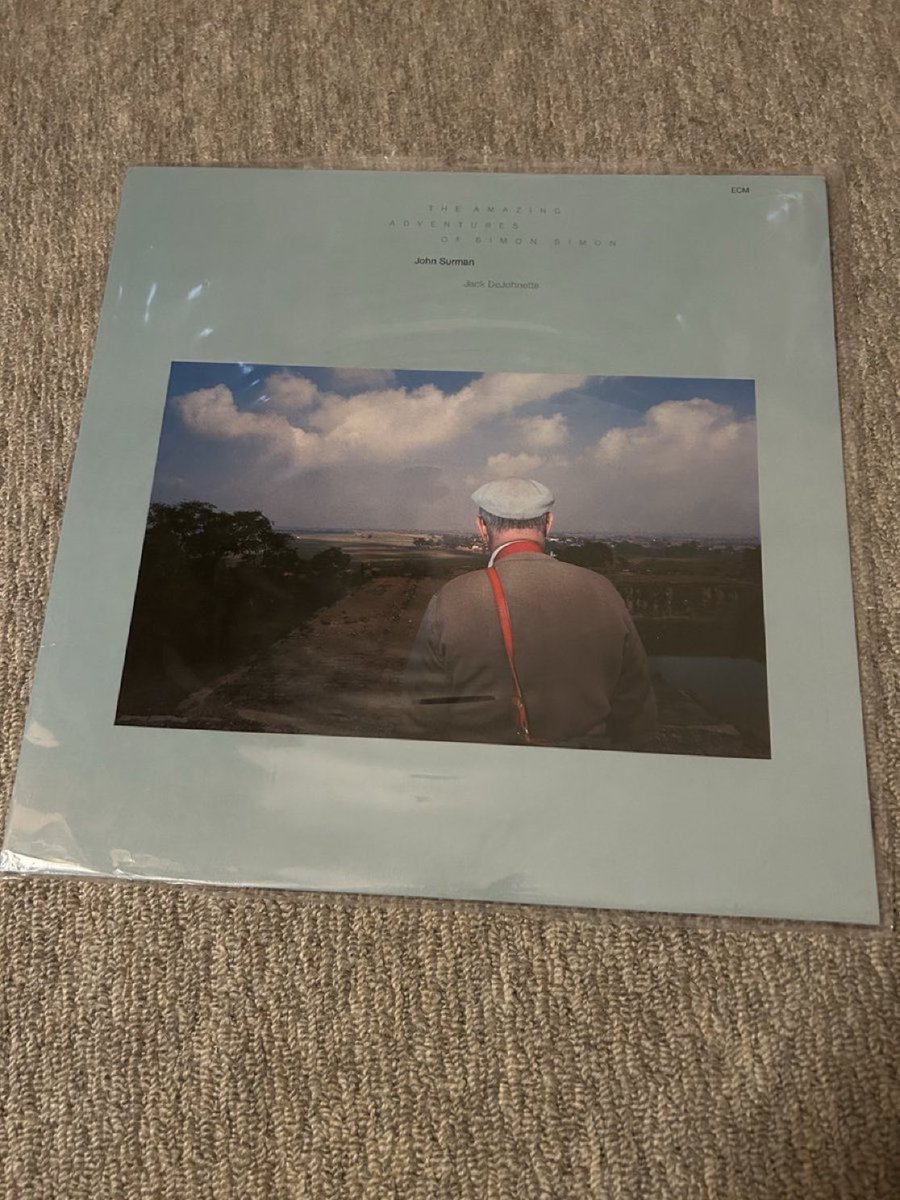 oZAR0wKIfatwxvA's tweet image. John Surman – The Amazing Adventures Of Simon Simon
ECM Records – ECM 1193

昨年の奇跡の出会いジョン・サーマンを。共演のデジョネットの活躍無くして本作の価値は語れない。

9/10
#experimental #vinylrecords #Nowspinning
