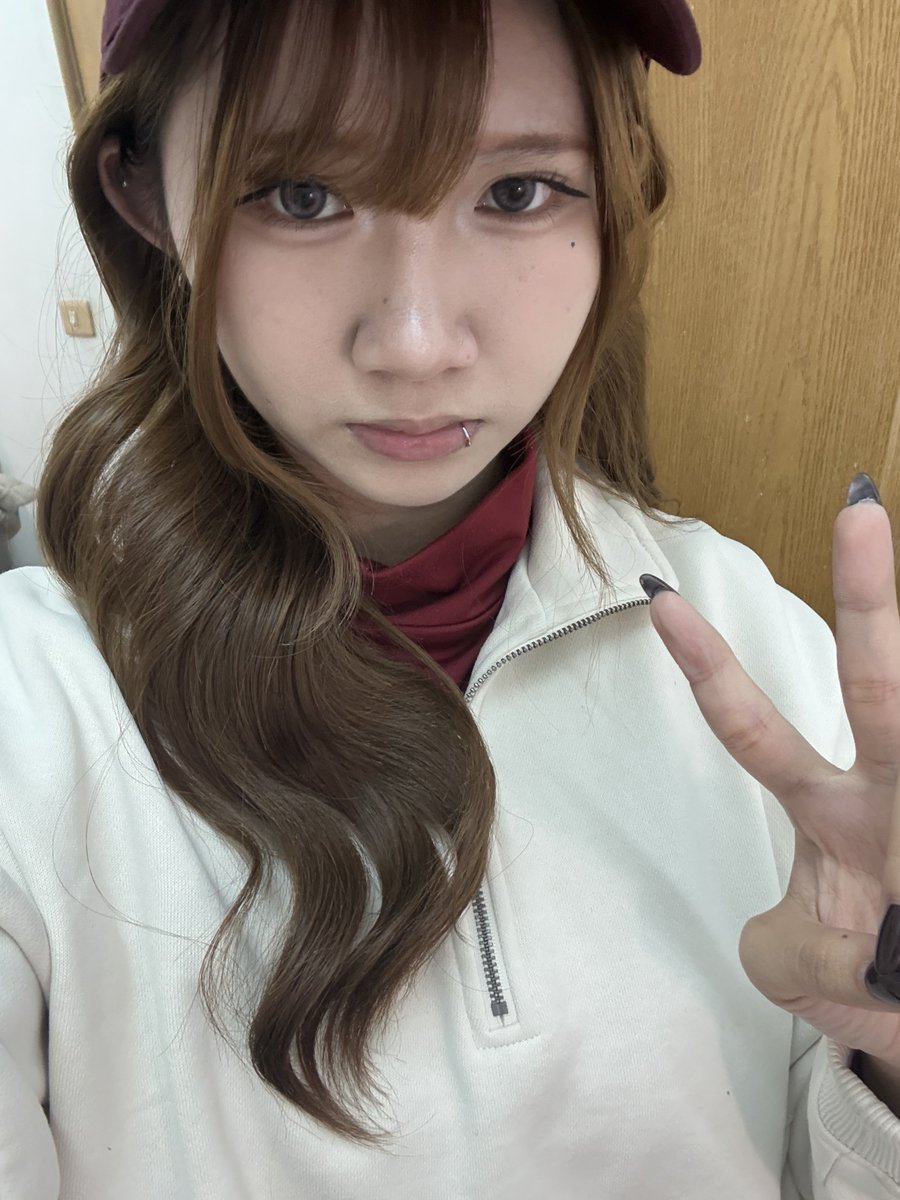 小跑出來了 tweet media