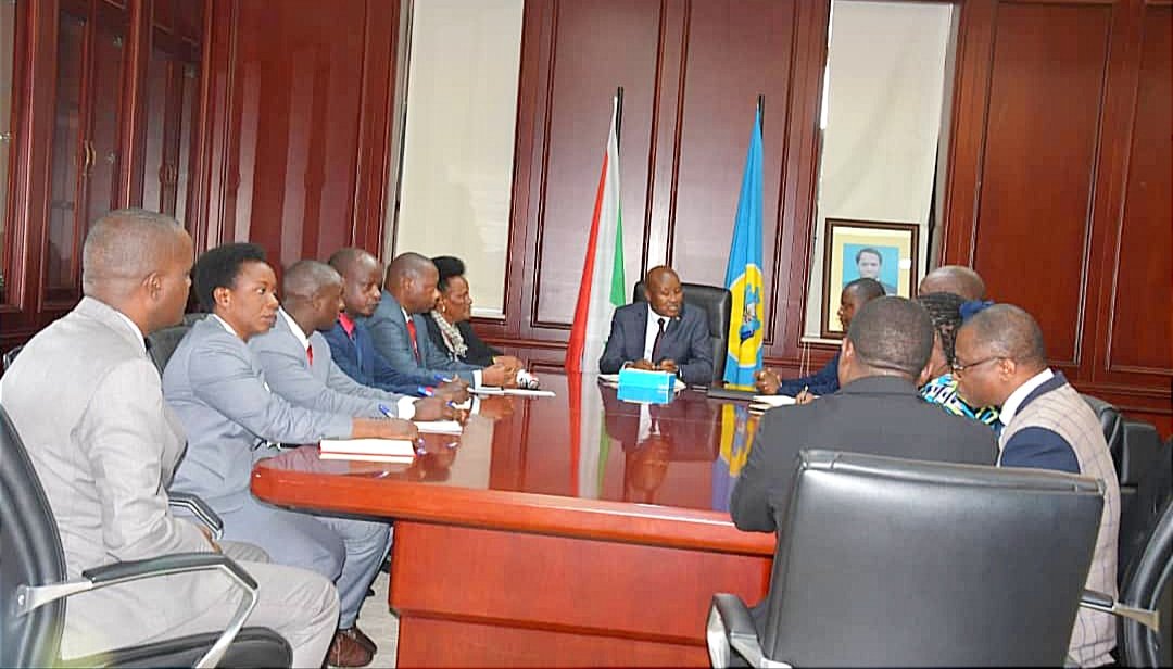 LeRenouveauBdi's tweet photo. Le Vice-président de la République du #Burundi, #Prosper_Bazombanza, a reçu en audience, ce mardi 3 février 2026 à @NtareHouse, une délégation de la Plateforme des autorités locales des pays des grands lacs (#PALPGL). https://t.co/EObGelkk2i