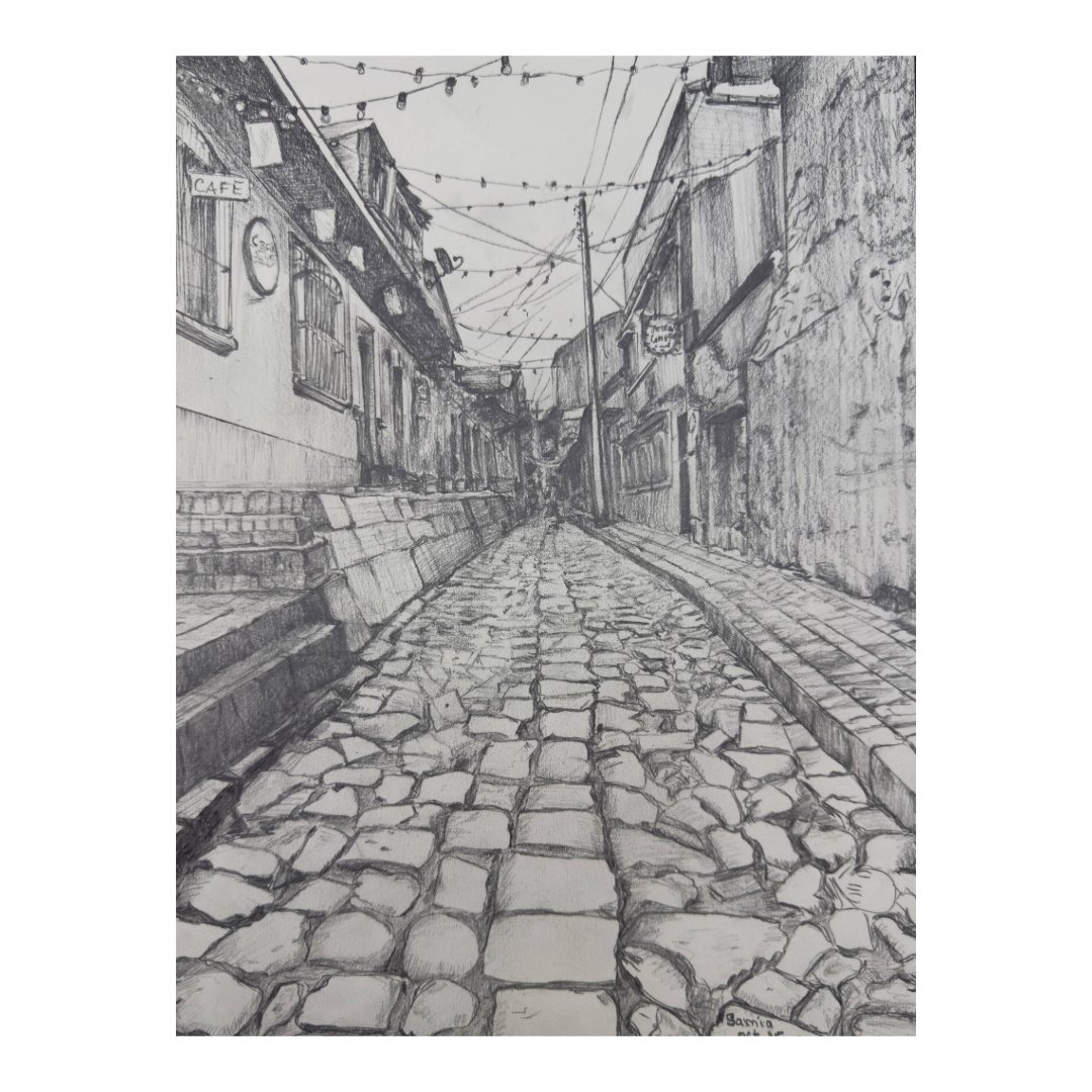 A beautiful perspective drawing in graphite by Samia Chaudhary from Professor Speck's Drawing I (ARTS 1316) class. Students in beginning Drawing learn about 1 &amp; 2-point perspective. ✏️ ❤️