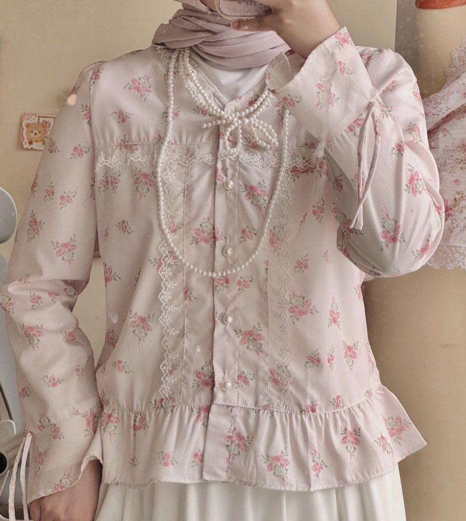 ≡;- ꒰preloved baju skincare etc꒱ tweet media