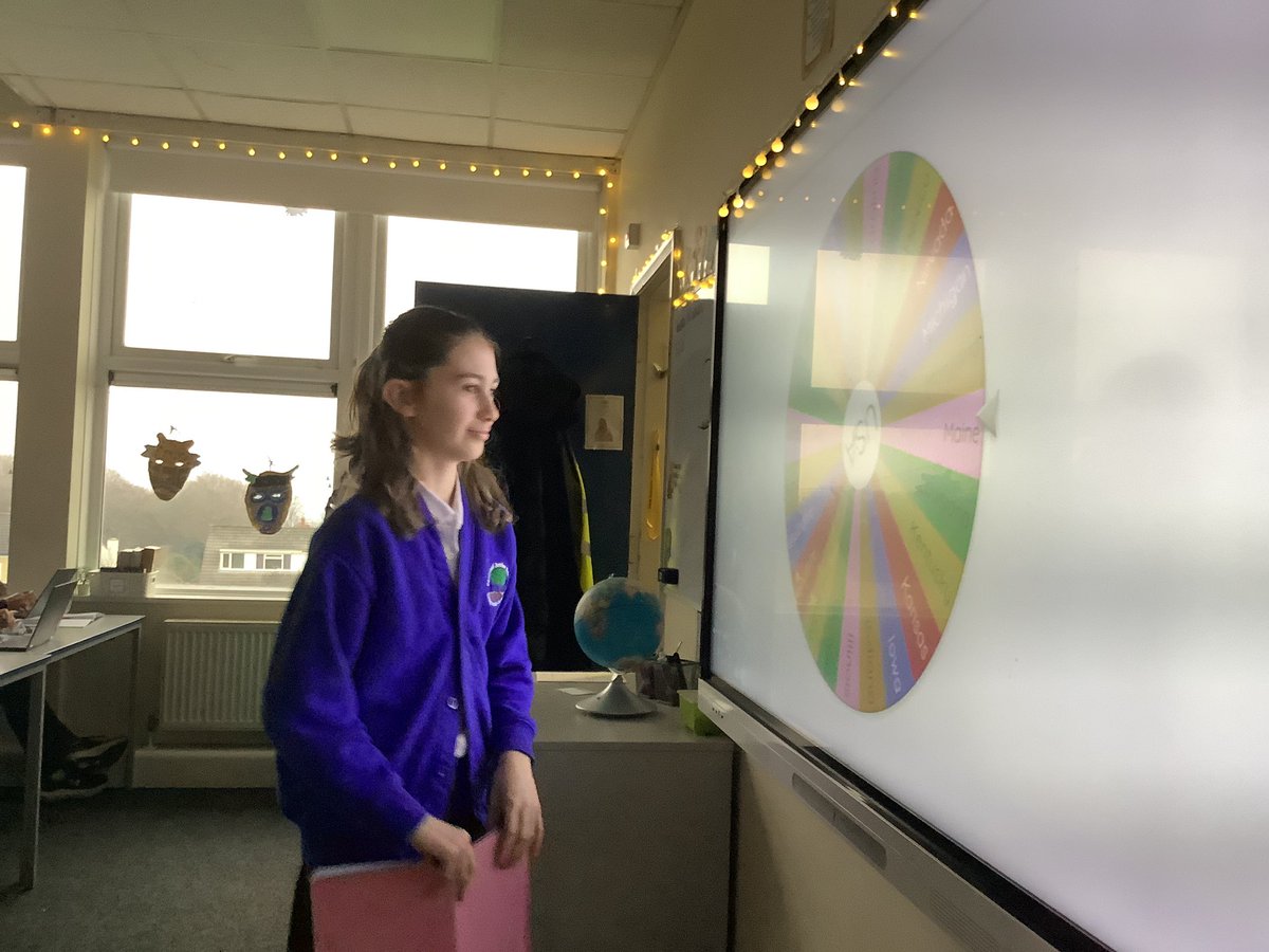 ReinwoodJuniors's tweet photo. We have been using a random generator to decide on which state we are going to research in geography today. We’ve also enjoyed looking at topographical maps - we thought they were pretty!
#RJS6S #RJSGeography https://t.co/PqdyGr9N1n