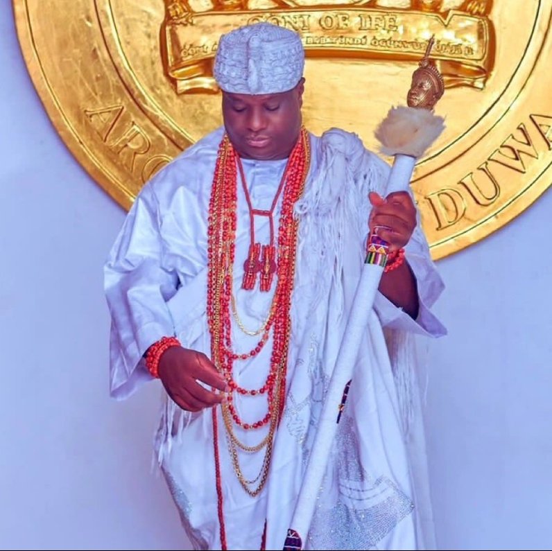 Ooni Adeyeye is a slave, according to historical facts and evidence.