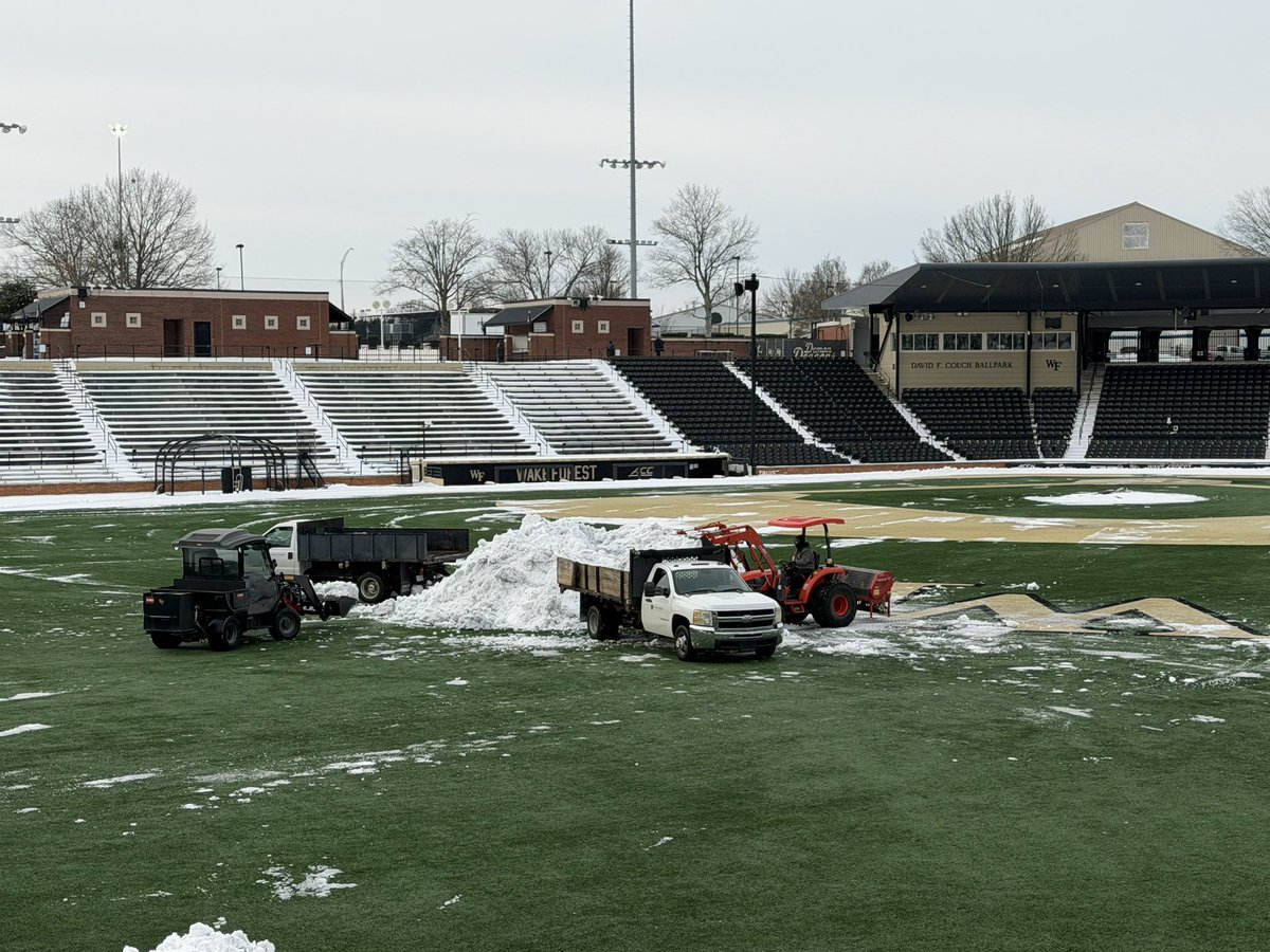 WFU Athletic Field Maintenance tweet media
