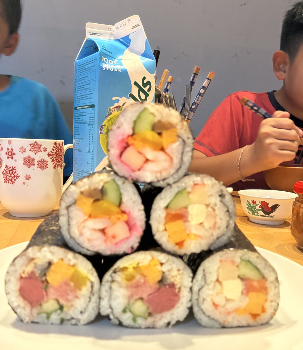 hideayun's tweet photo. ピントが牛乳…😭 https://t.co/j9dNRwkEf8