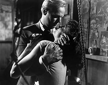 LadyKdesigns's tweet image. Your favorite #filmnoir couple? 

I have too many, but here are a few I love 💘  
To Have and Have Not ('44) 
Kiss of Death ('47) 
Pickup on South Street ('53) 
Laura ('44)

#FilmNoirValentine