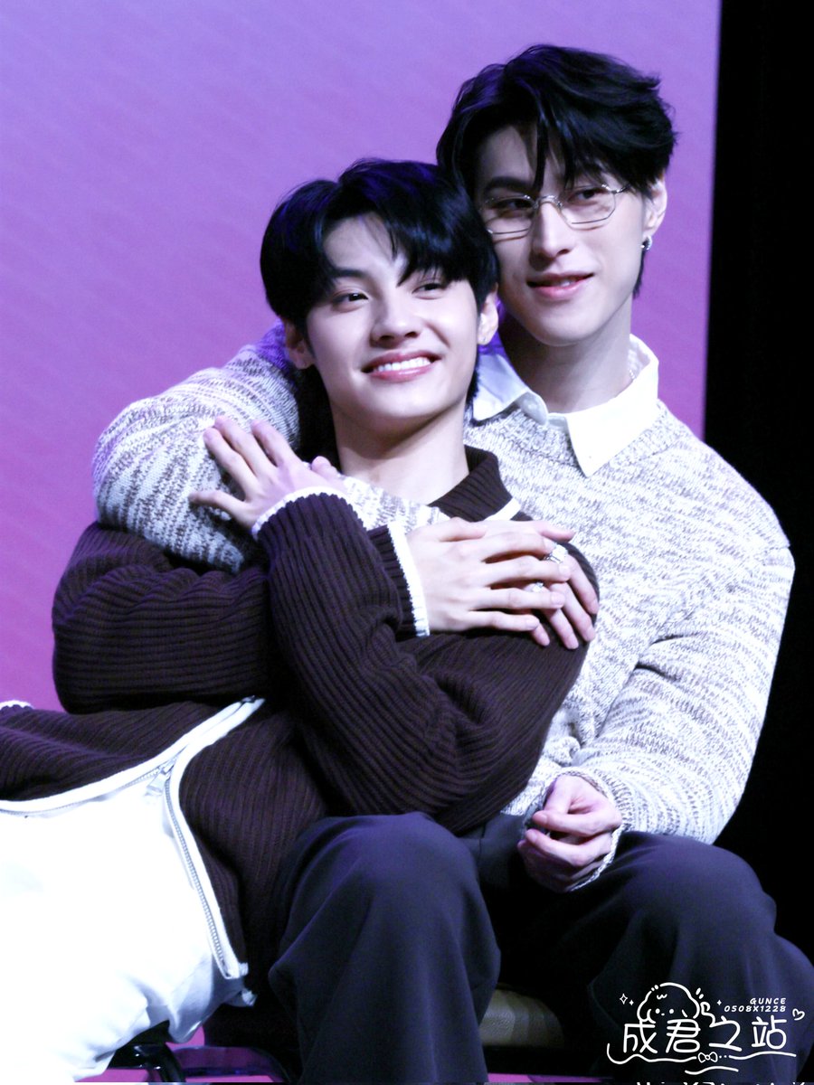 GUNCE0508x1228's tweet photo. 2025.11.30 CHANCE &amp; GUNO - ONCE UPON A DREAM - 1st FAN MEETING IN BANGKOK

@realwangjyunhao
@Chance73160918 https://t.co/z2KuiJ613J