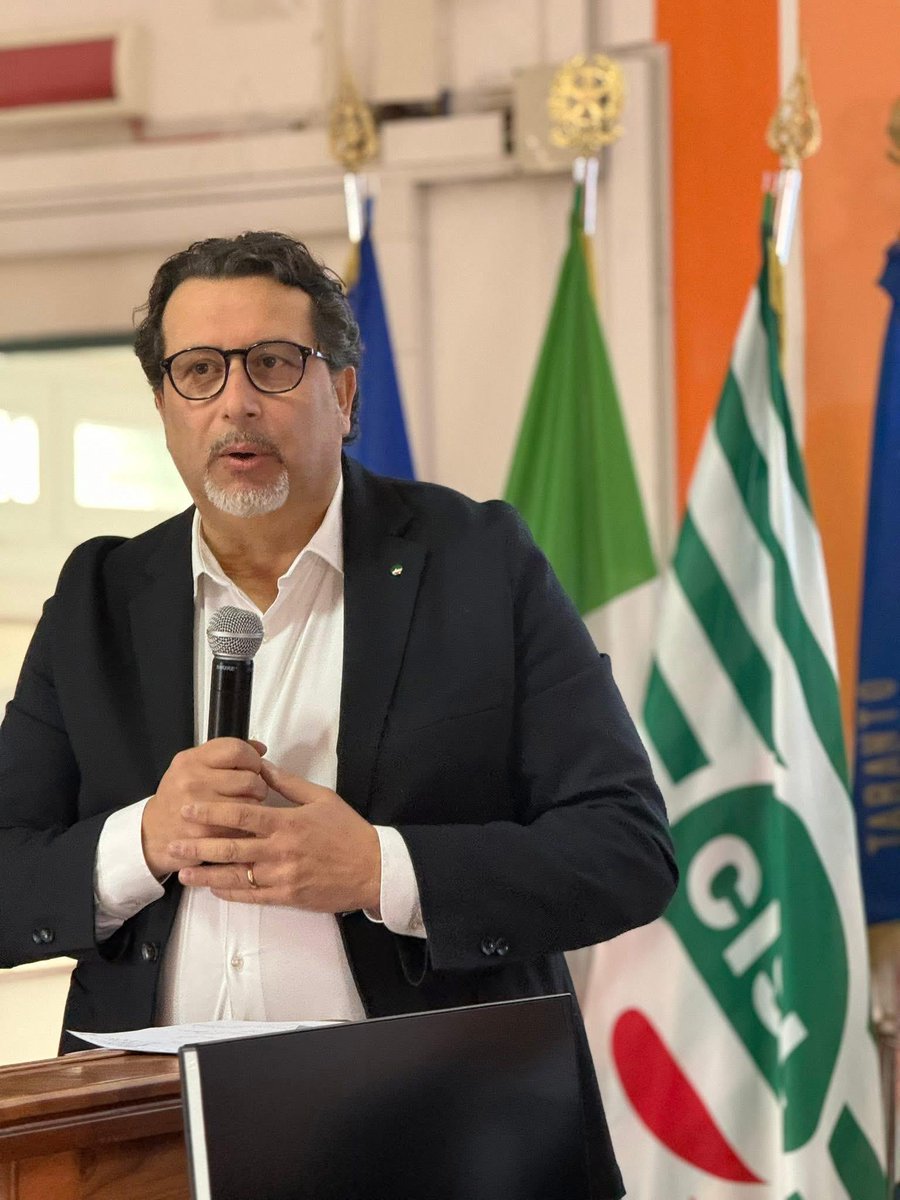 CislPuglia's tweet image. Iniziativa @CislTaBr, @CastellucciAnto: In #Puglia la #sicurezzasullavoro non è un'emergenza passeggera ma una fragilità strutturale. #Formazione sulla sicurezza comincia prima del lavoro, a #scuola, è una scelta di civiltà.
Il futuro non si costruisce mettendo a rischio la vita