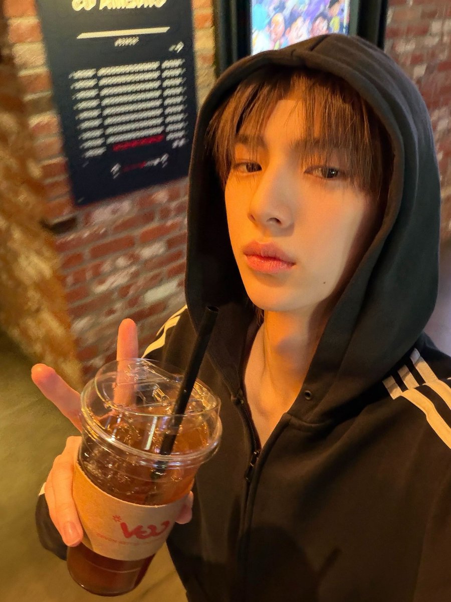 zhaoyufancokr's tweet image. [260203] #JUHOON Weverse Post

Cultural life is nice

#CORTIS #코르티스