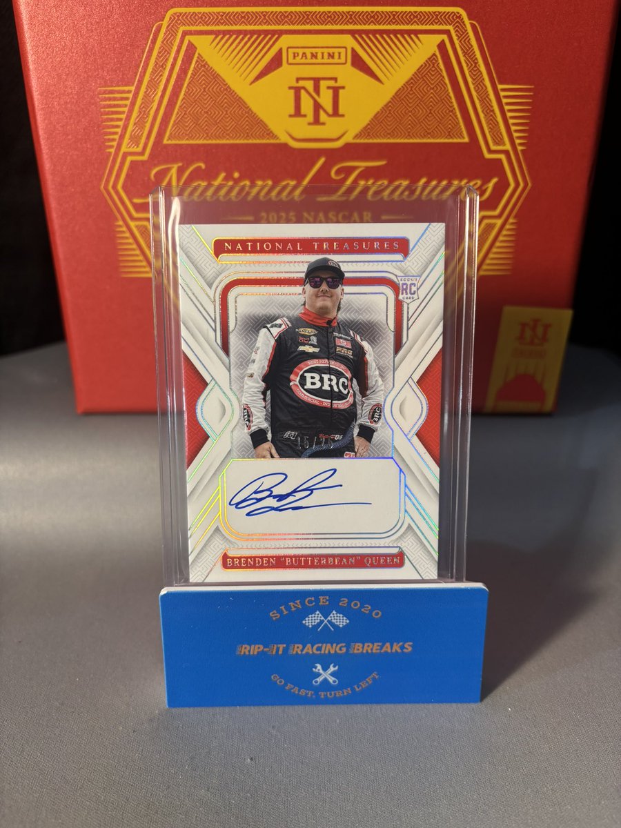 RipItCardBreaks's tweet image. We recently pulled this Butterbean Queen Rookie Holo Gold Auto from National Treasures for Paul in a break! Super clean card!
#butterbean #ripitracingbreaks #nationaltreasures #paniniamerica