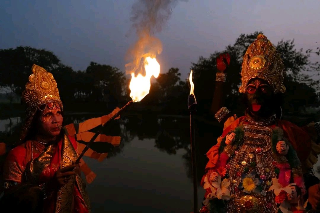 Gramergolpo's tweet photo. Bohurupi — The Disappearing Art That Still Breathes.

Pic SayanBose.

#photography #bohurupi #culture #folklore #folkculture #sonyalphain #indiapicturehub #teamfps_originals https://t.co/dIZxHKIxZT
