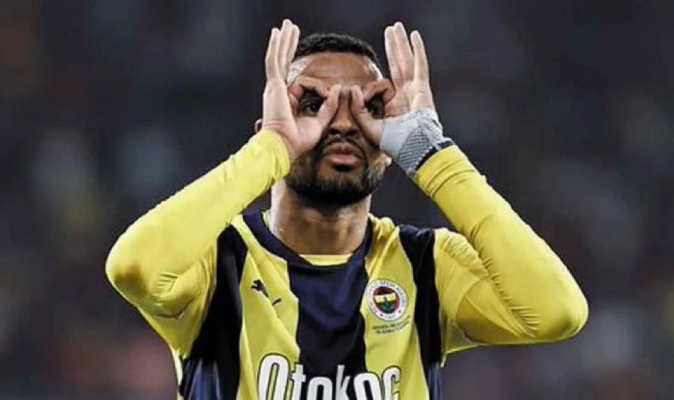IttiMania's tweet photo. 🚨🚨🚨 الرياضية - @majed_ma_10 : 

نادي #الاتحاد ونادي فنربخشة التركي في محاولات قوية تسير بإيجابية نحو حل قانوني لانتقال المغربي يوسف النصيري للاتحاد والفرنسي نغولو كانتي لفنربخشة بعد الانتهاء من المشكلة التقنية في السيستم.. https://t.co/Xv97u4GKjl