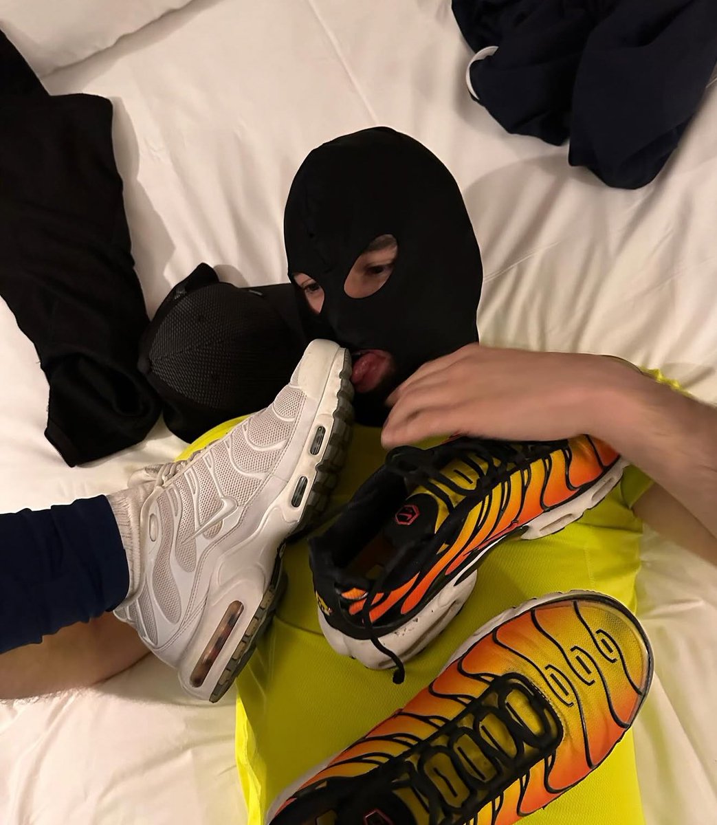 Ur only purpose is to serve 🤜🏻