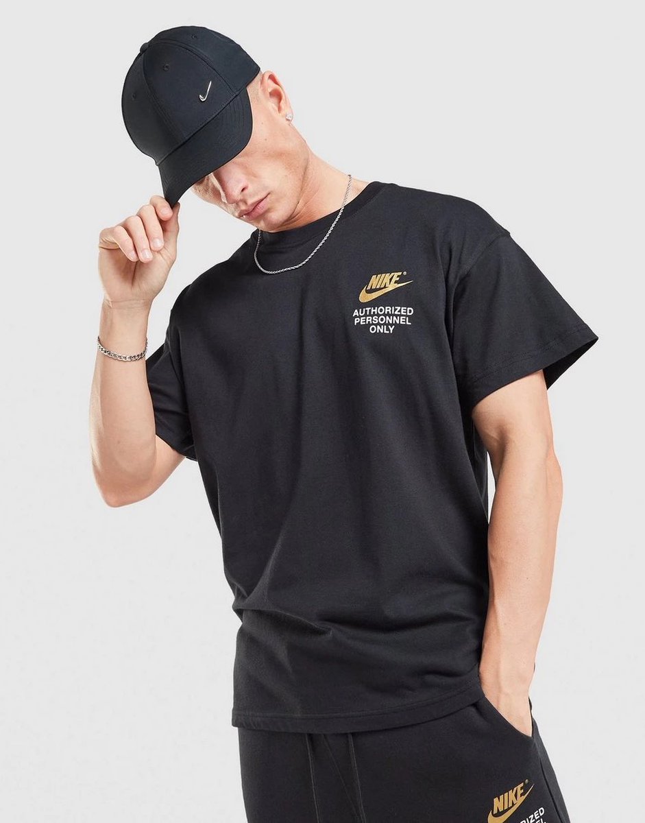 Clothing Deals GB tweet media