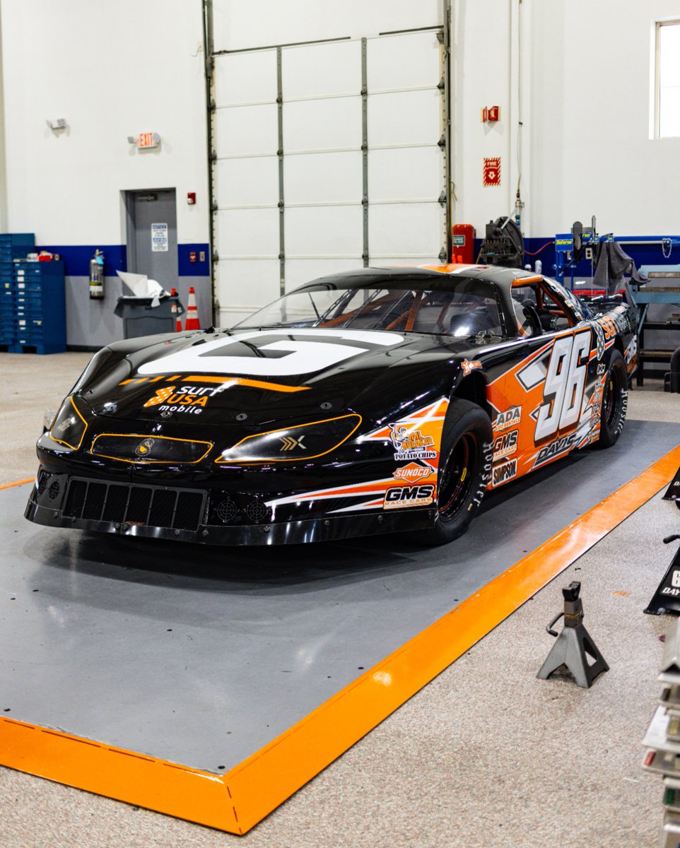 GMSracecars's tweet photo. Turnkey Tuesday!🏁 Which one are you wheeling to victory lane?

Call to get yours today - 704-838-5199

#WeBuildWinners | #GMSRaceCars https://t.co/u78rmlmbnj