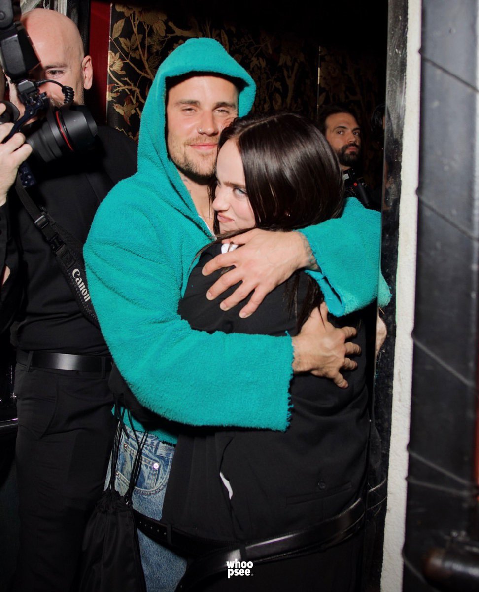 A Y Ü M I｜BIEBERCHELLA W2 tweet media