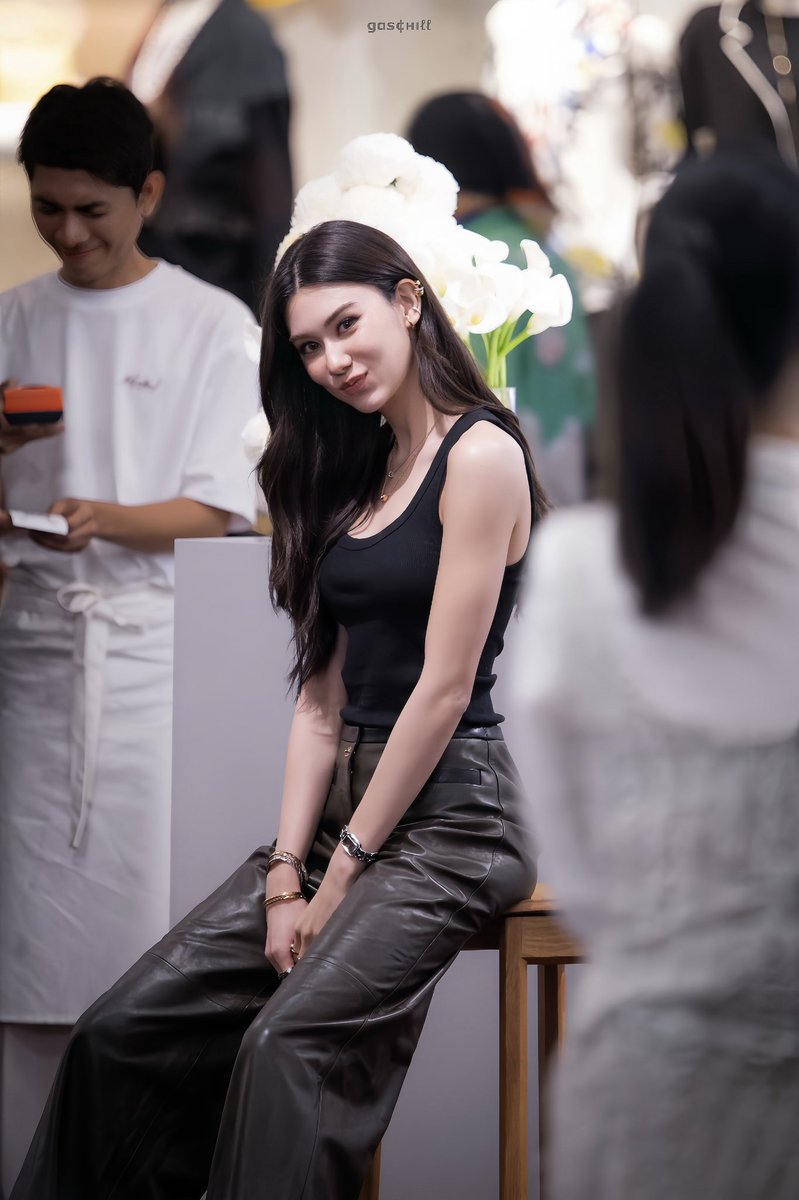 GasChill's tweet image. อย่าแสนดีมาก เดี๋ยวไปไหนไม่ได้ 🥺

LENAMIU COCO CRUSH CHANEL
#CHANELxLenaMiu
#lalinalena #ลีน่าลลินา