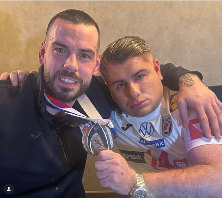 Jahač Apokalipse tweet media