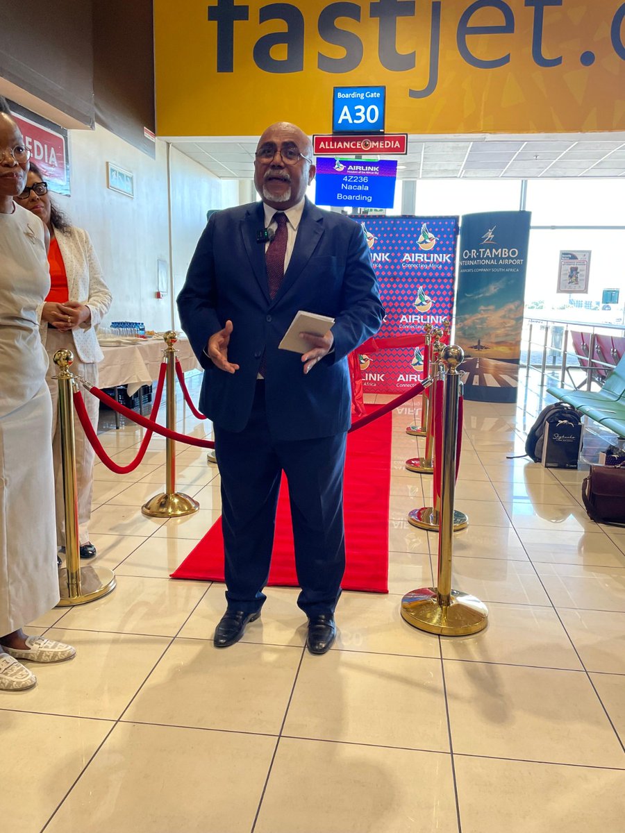 ortambo_int's tweet image. O.R. Tambo International Airport proudly celebrated @Fly_Airlink on the launch of its new direct route between Johannesburg and Nacala a significant milestone that strengthens regional connectivity between South Africa and Mozambique. 🌍✈️

#RouteLaunch #RegionalConnectivity